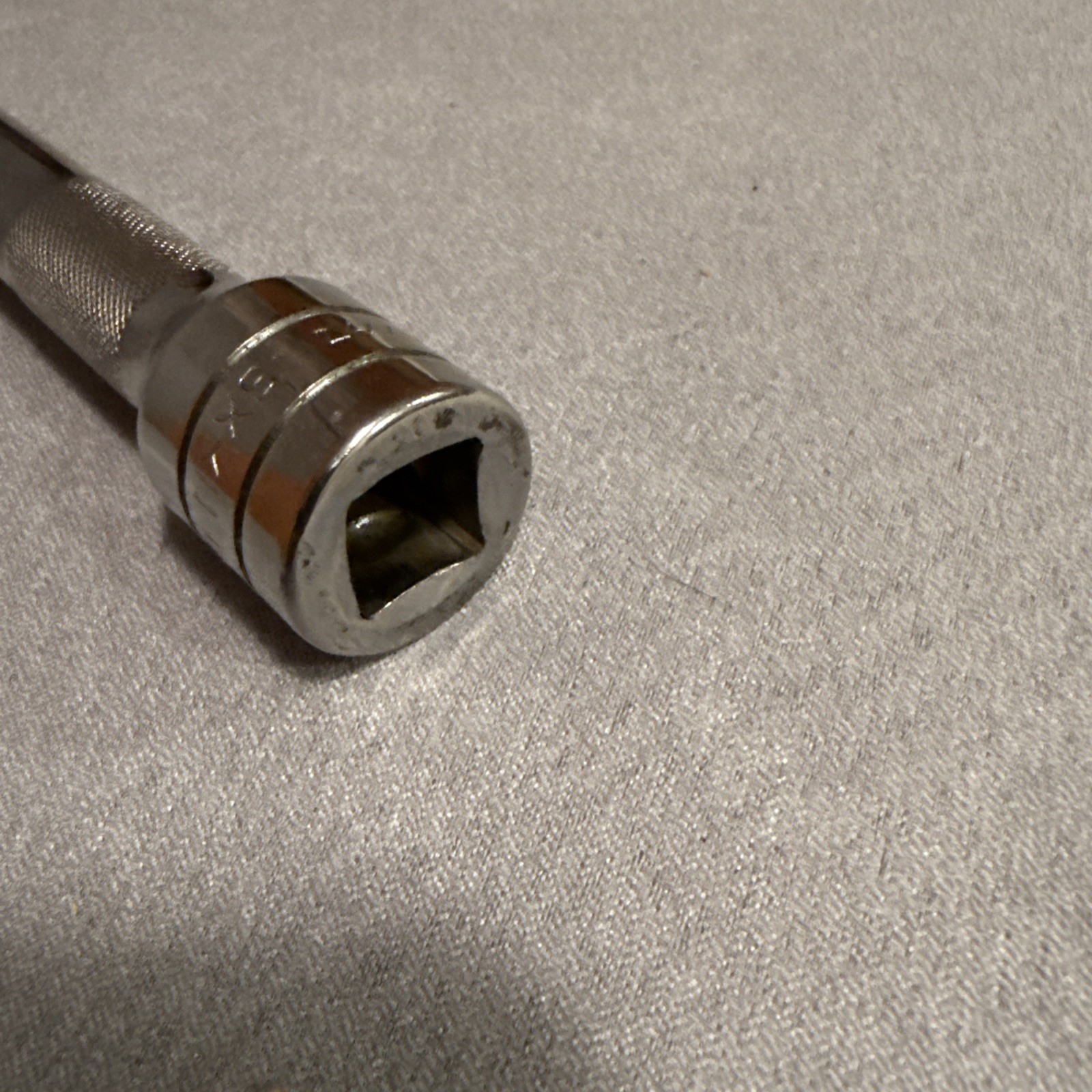 Snap On SXK11 – 1/2″ Drive 11″ Long Knurled Friction Ball Chrome Extension