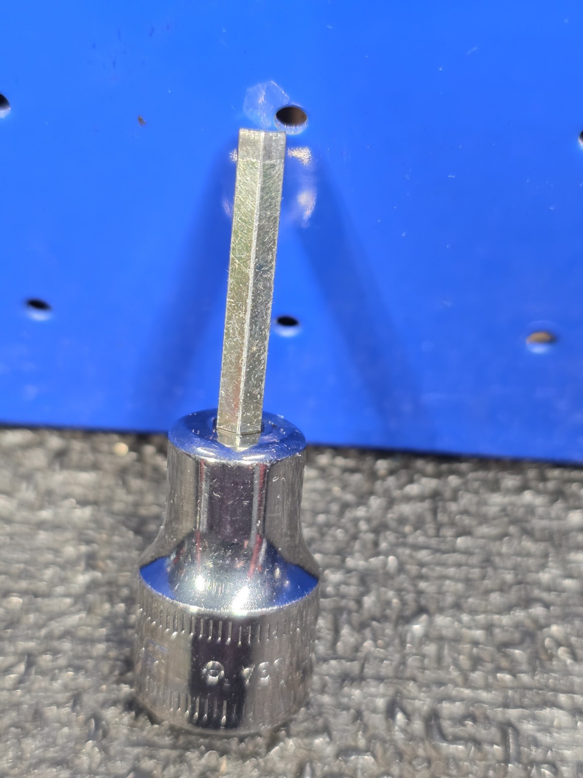 Snap-on Tools FAM4E 4mm 3/8″ Drive Metric Hex Bit Chrome Socket Driver