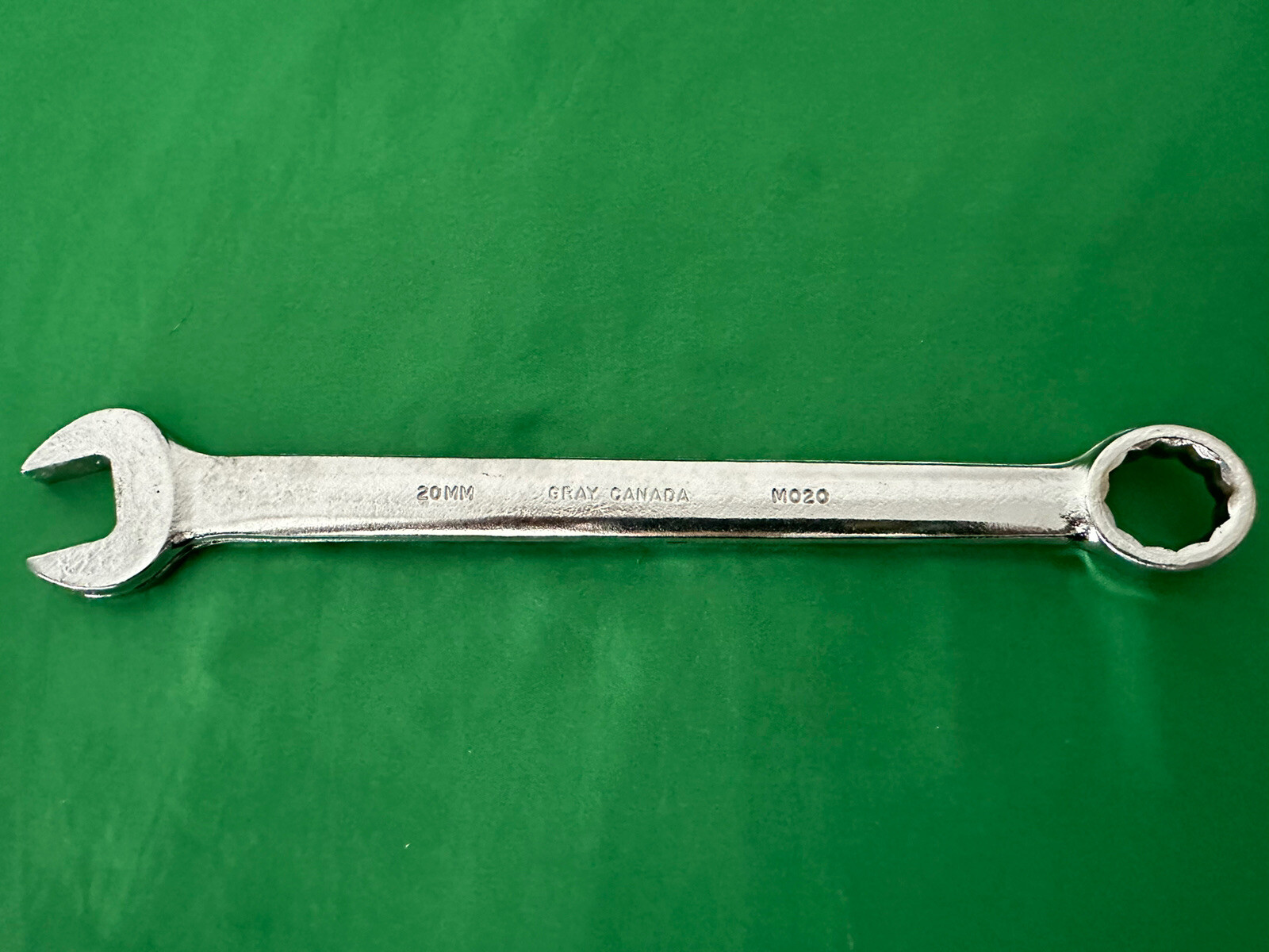 GRAY Canada 20mm 12 Point Combination Wrench Tool M020
