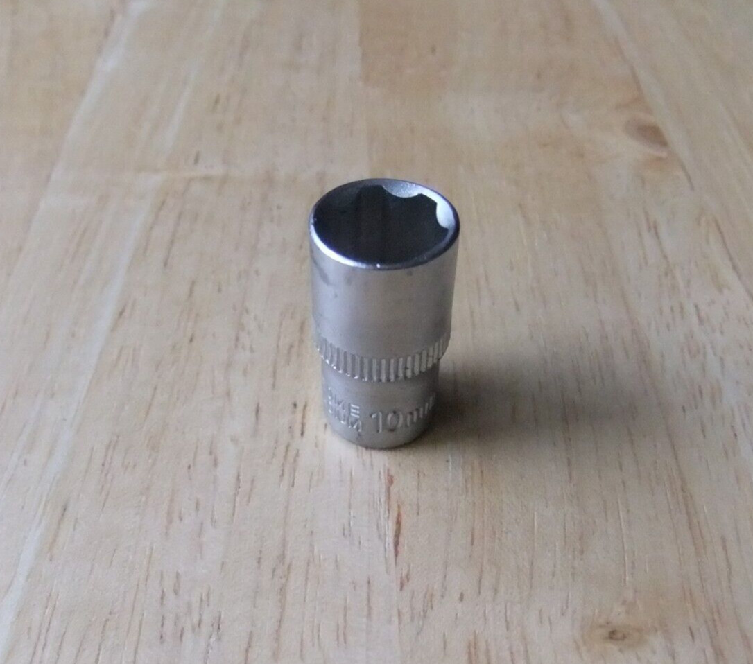 Welzh Werkzeug 10mm x 1/4 Drive Chrome Vanadium Socket – 24mm Long