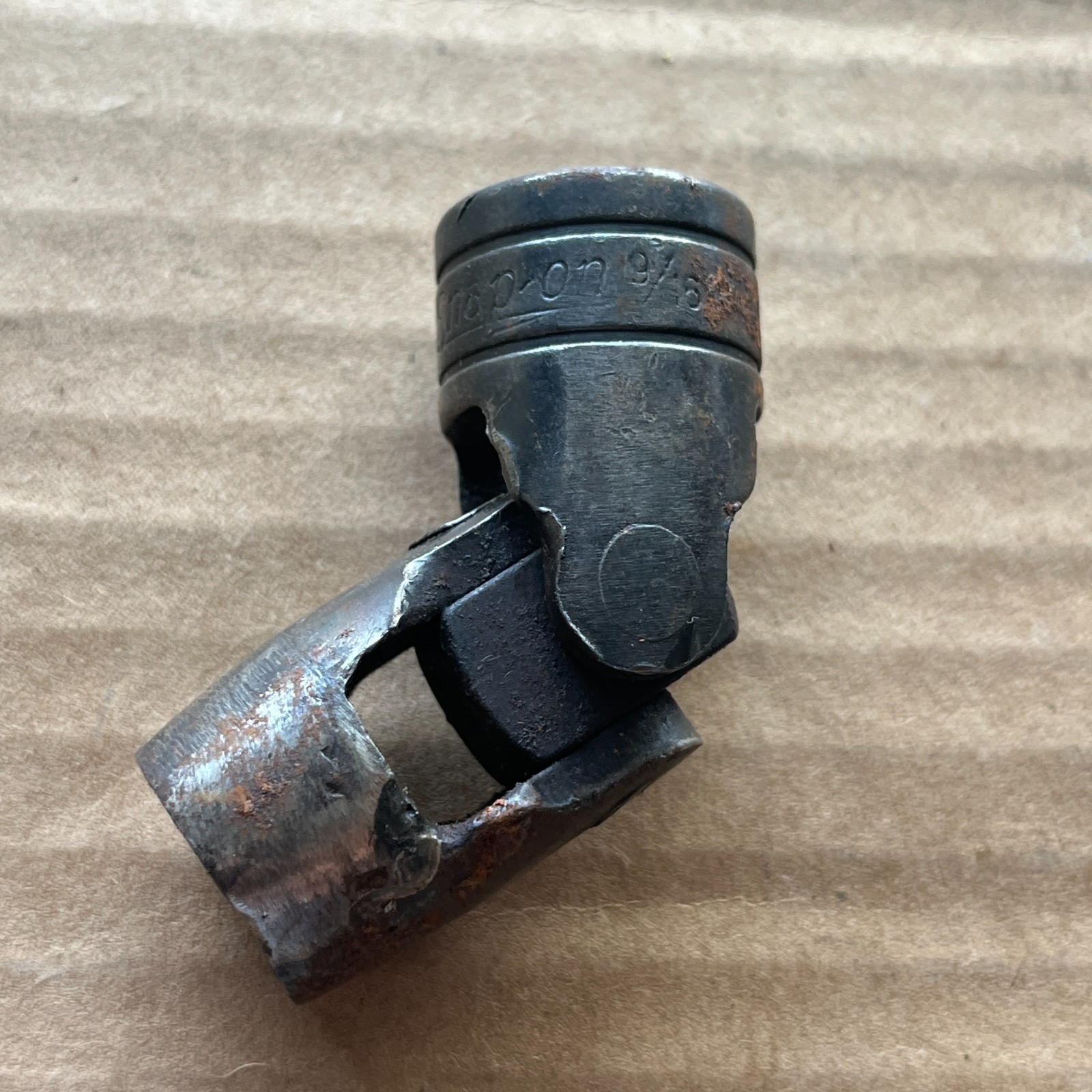 Snap-on Vintage SAE 1/2″ Drive 9/16″ Swivel Joint Socket 6 Point PU-18 Some wear