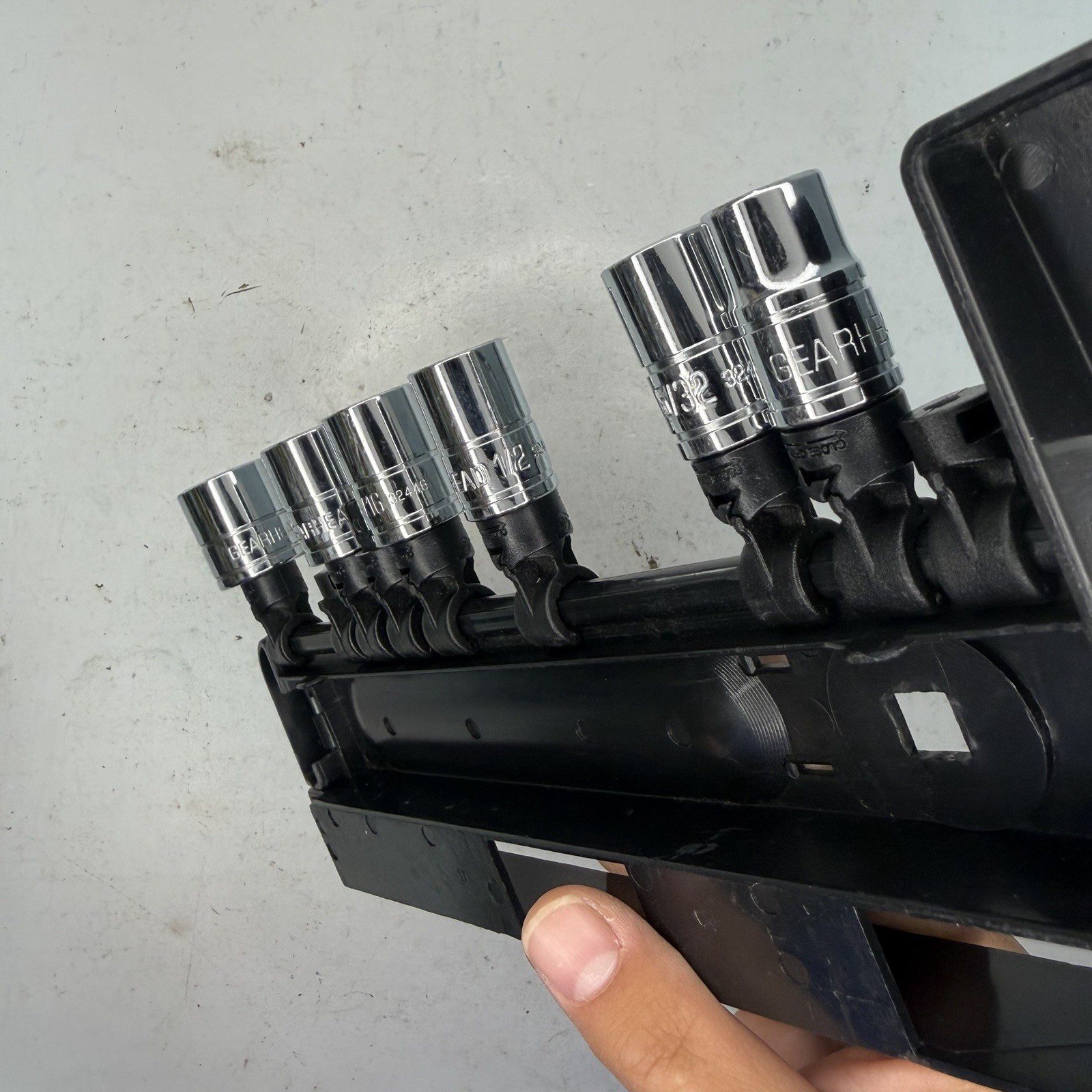 GearHead 3/8″ Drive 12 Point SAE Socket Set 6 Pc 7/16″ to 3/4″