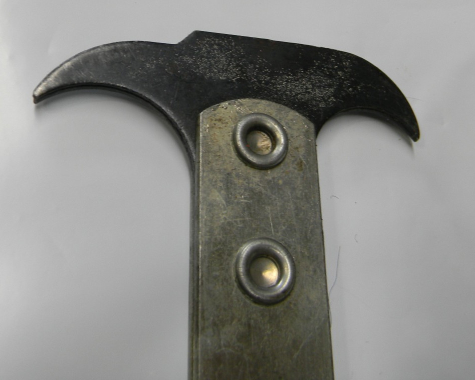 LISLE 12-1/2″ LONG BLACK VINYL GRIP SEAL PULLER #56750