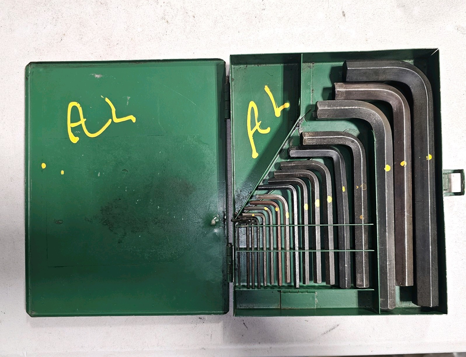 MAC TOOLS 18 pc. Short Arm Hex Key Set SHK18AB USED Hex Key Allen Key USA