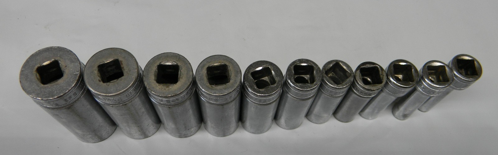 SNAP-ON 3/8″ DR 11PC SAE 6PT DEEP CHROME SOCKET SET 1/4-7/8″ #211SFSY
