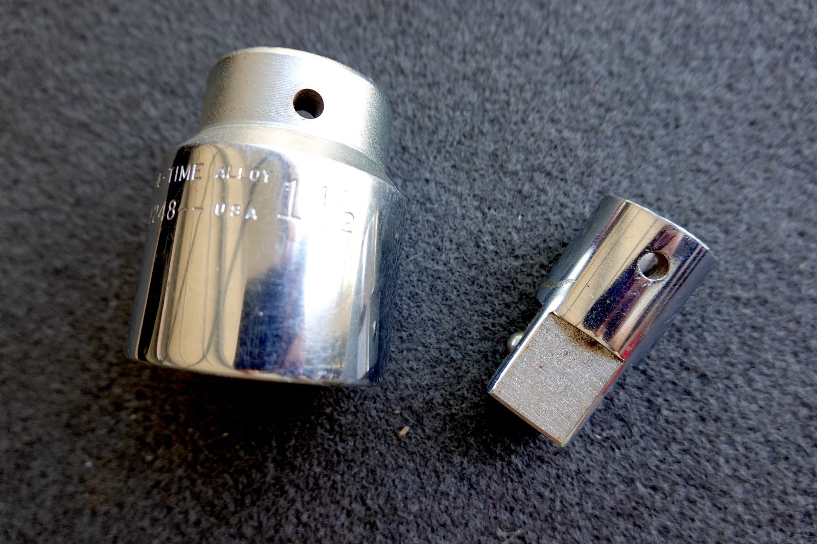 BILLING : 1- 1/2″ SOCKET LH 1248, 12 PT 3/4 Drive +Adapter 1/2″ to 3/4″ , USA