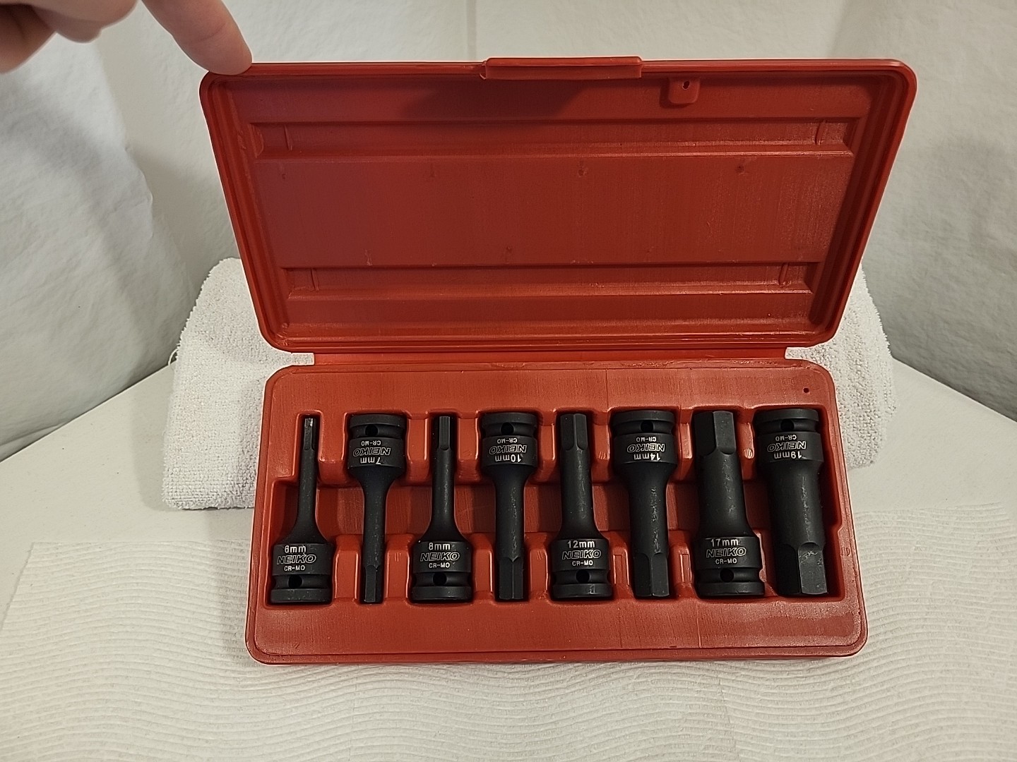 Neiko 01136B 1/2-Inch Drive Allen Hex Impact Socket Set, Metric, 1/2″ Metric