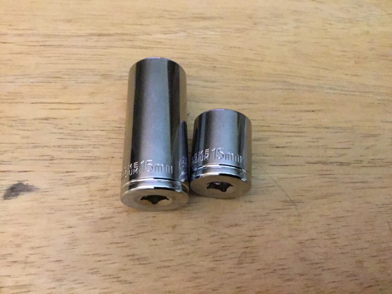 2pcs sockets 15mm 1/4″ drive deep and shallow