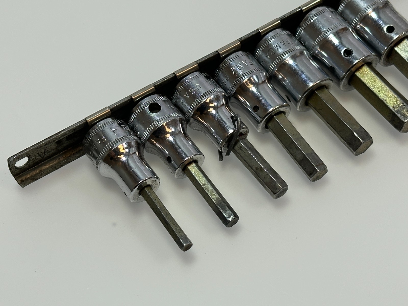 Snap-On USA 207EFAMY 7pc 3/8″ Drive Metric Hex Bit Allen Socket Set, 4mm-10 mm