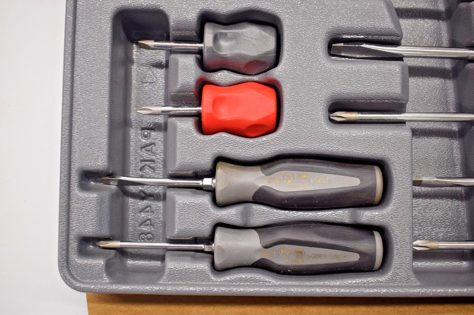 Snap On Tools SGDX120BDT 12pc DARK TITANIUM Soft Grip Screwdriver Set +Tray USED