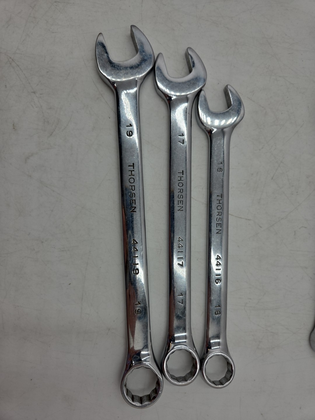 Thorsen 10 Pc. Combo Wrench Set Metric 22, 20, 19, 17, 16, 14, 13, 11, 9 & 8MM