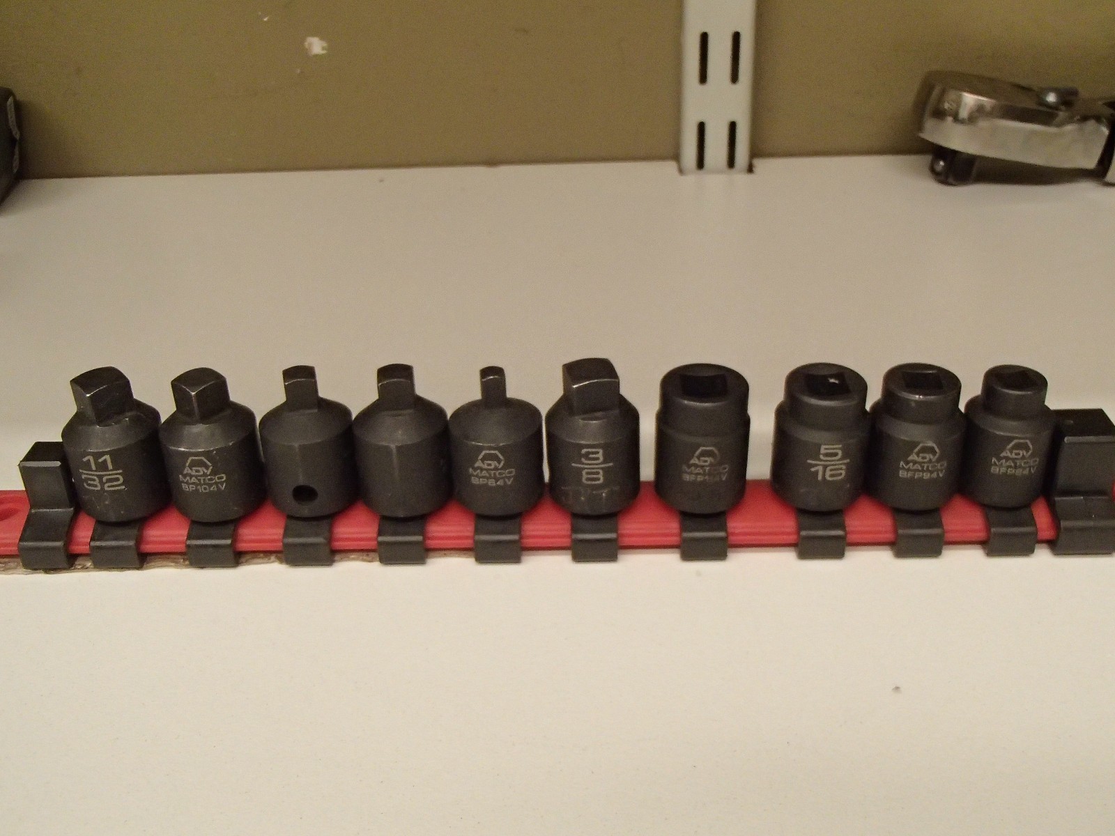 Matco Tools SBP114V 13/8″ Drive Pipe Plug Impact Socket set (missing 3/8 female)