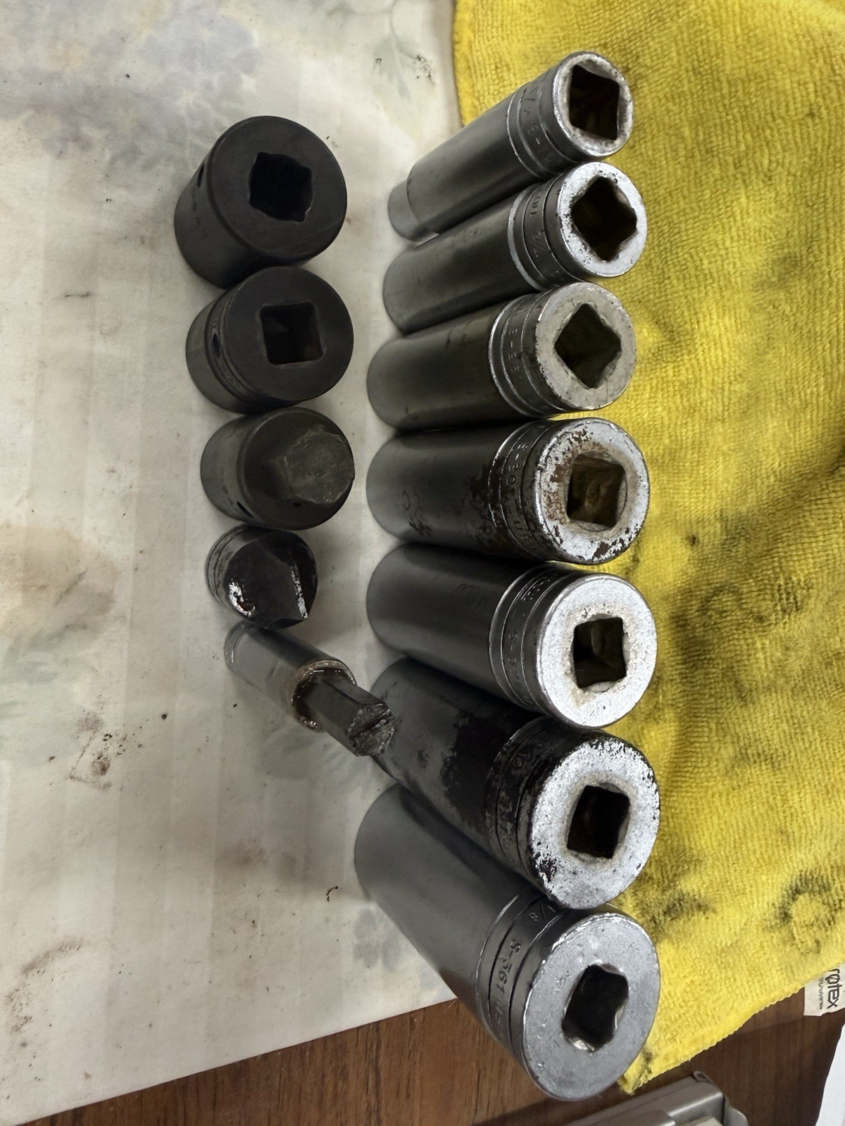 Snap On Sockets And 3/8” 11” Extension. 7—1/2” Drive Deep, 3—1/2” Drive Impact
