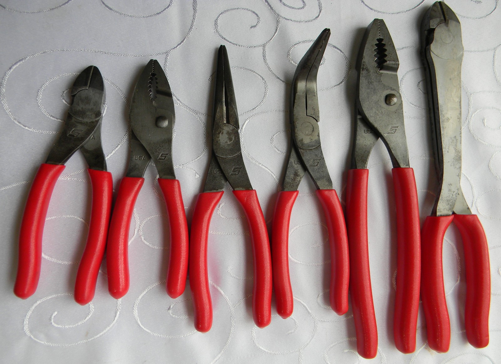 SNAP-ON 6PC RED VINYL GRIP SLIP JOINT, NEEDLE NOSE, DIAGONAL PLIER SET USA MADE