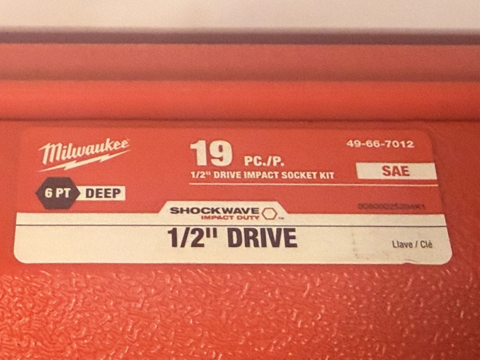 Milwaukee 49-66-7012 SHOCKWAVE Impact Duty 1/2″ Socket Set, 19 Pieces ***MINT***
