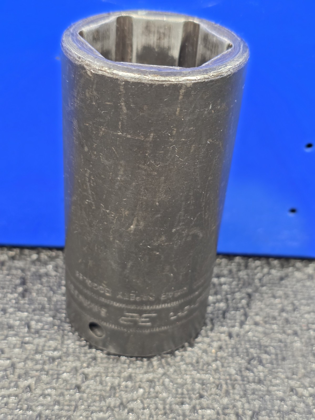 Snap-on Tools SIMM320 32mm 1/2″ Drive Metric DEEP 6-Point Impact Socket USA