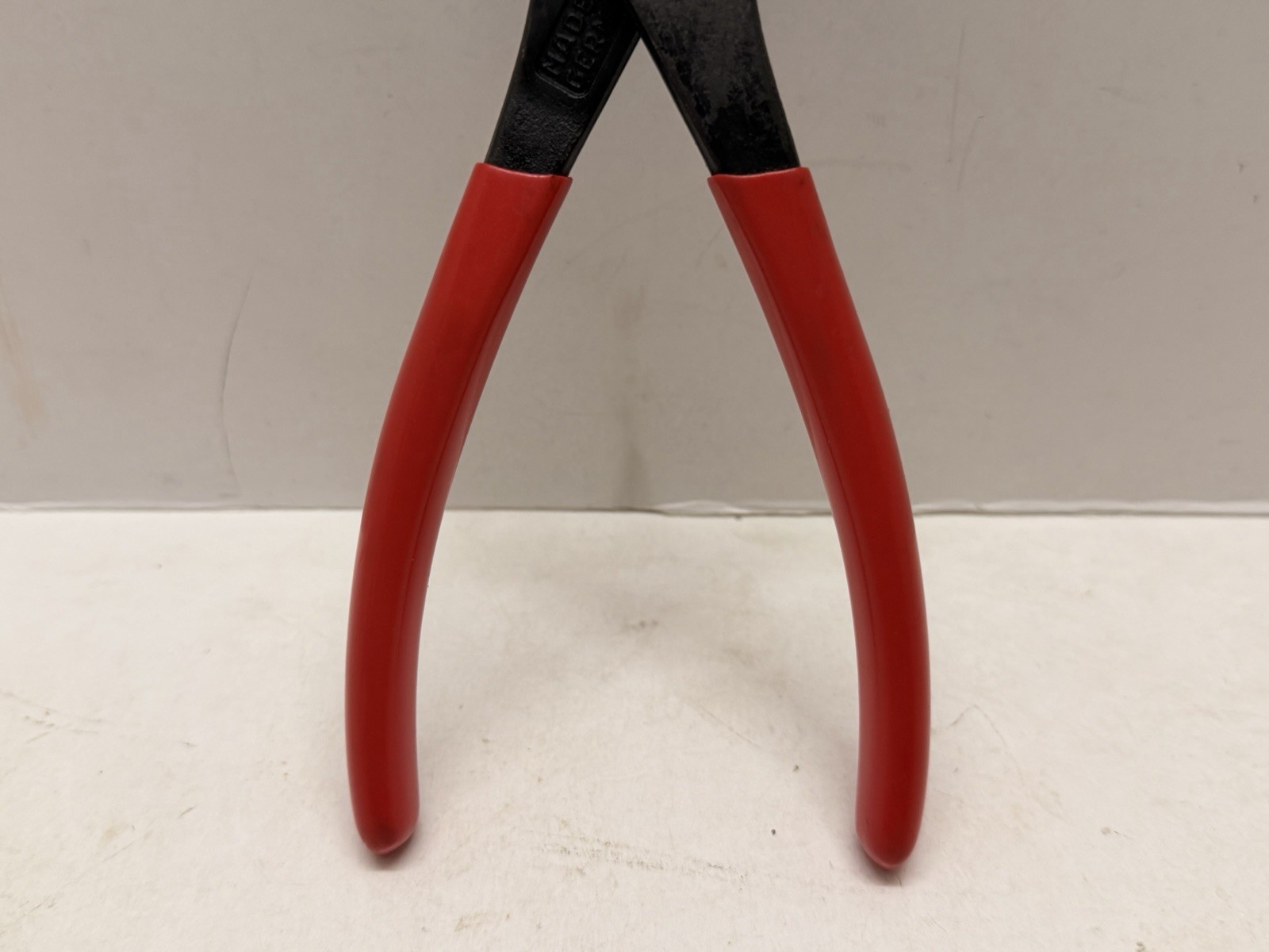 MAC Tools High Leverage Diagonal Cutters Pliers 7″ Long Wire Side Red Knipex