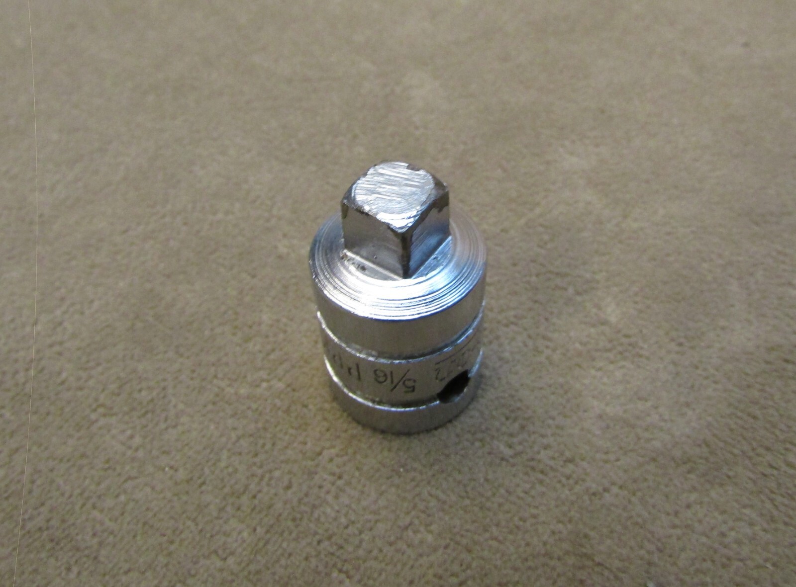 SNAP-ON TOOLS NO.PPM410 SAE 3/8″ DRIVE 5/16″ EXTERNAL SQUARE PIPE PLUG SOCKET