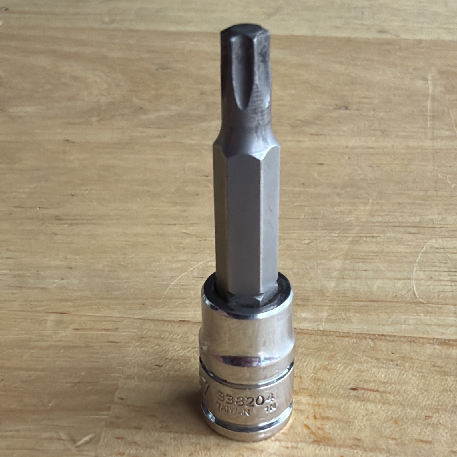 Kobalt Tools T27 Torx Bit Driver Socket 1/4″ Drive 338204