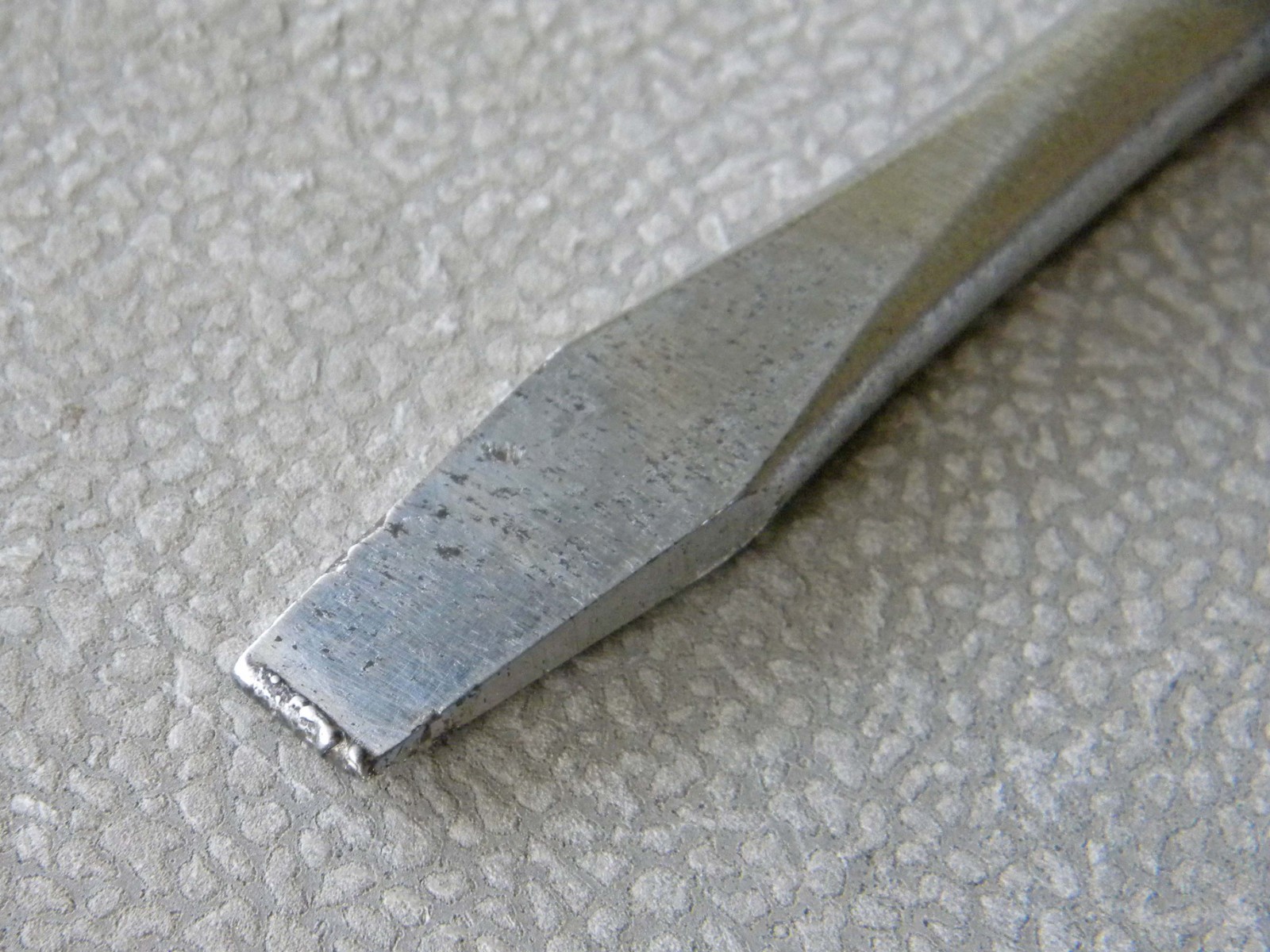 Vtg 12″ New Britain #D28 Flat Slotted 3/8″ Long Shaft Screwdriver, Yellow Handle