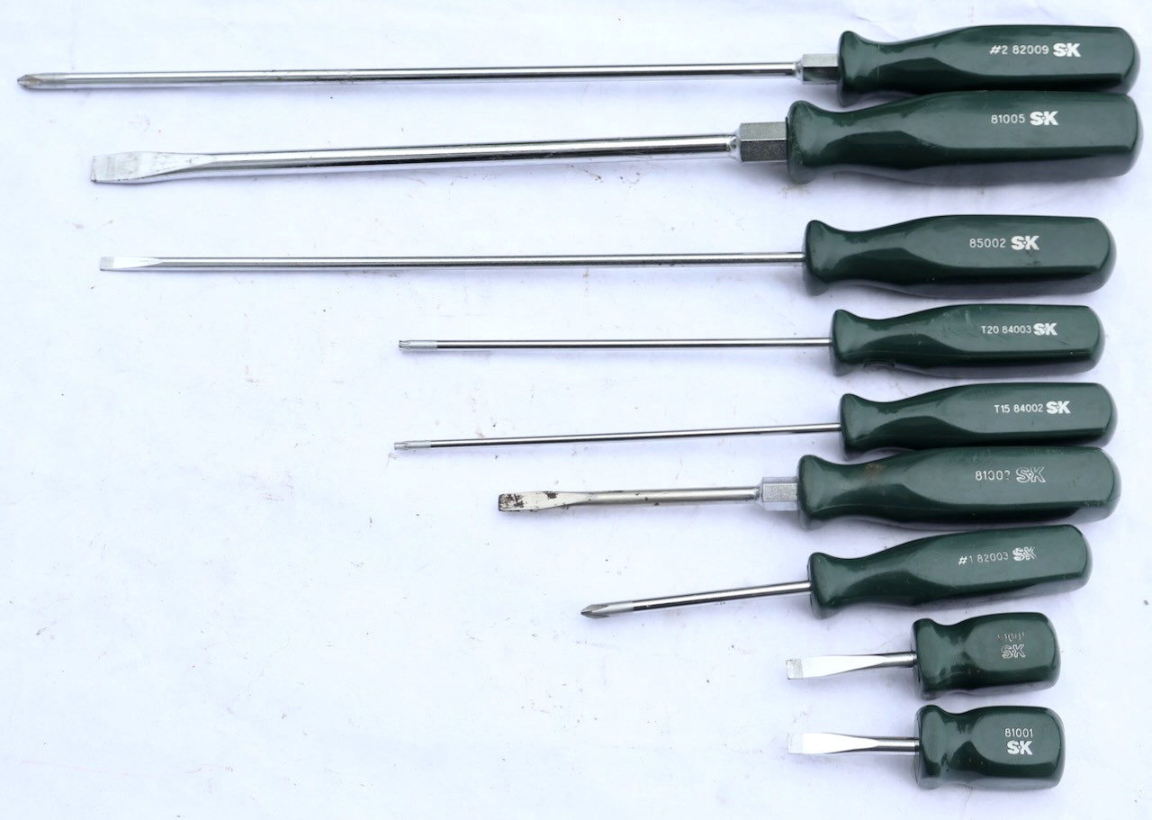 (9) S-K (France) Green Handle Screwdrivers – Flat – Phillips – Torx / MT Tools