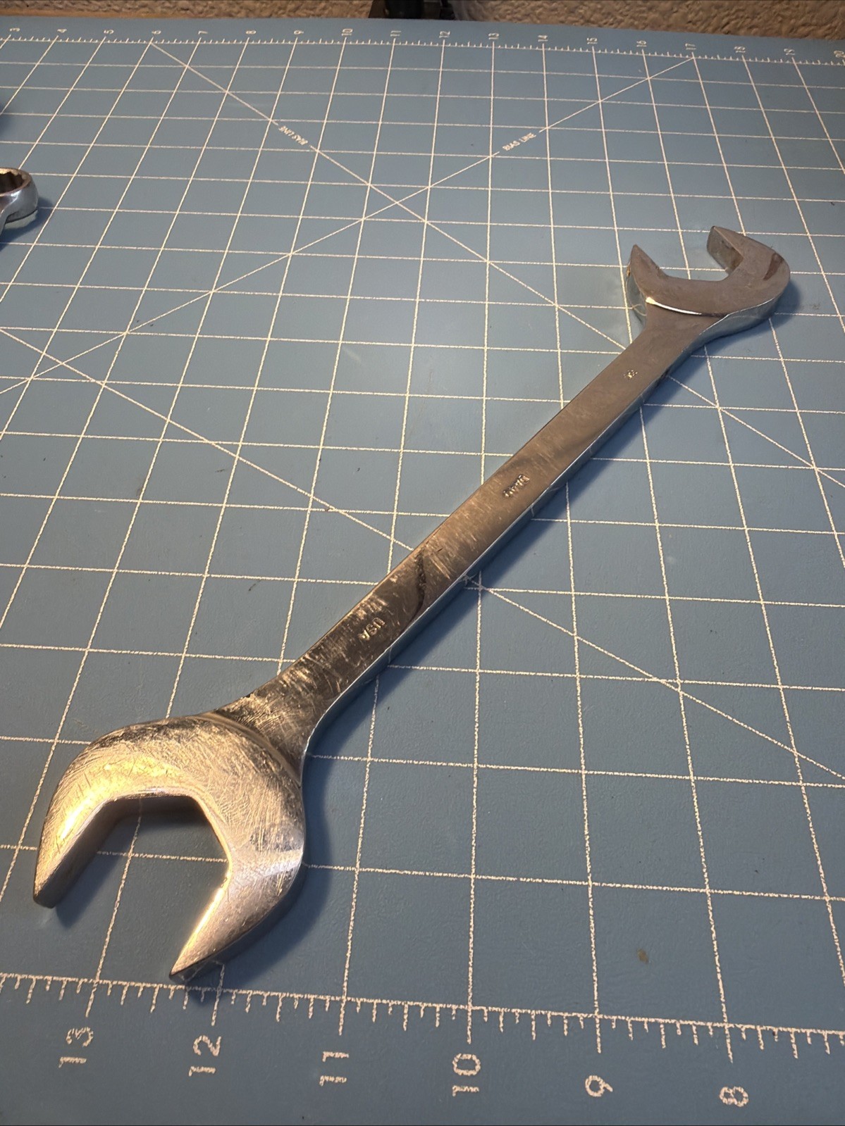 MAC TOOLS DA40 1&1/4″ FOUR WAY ANGLE HEAD OPEN END CHROME WRENCH