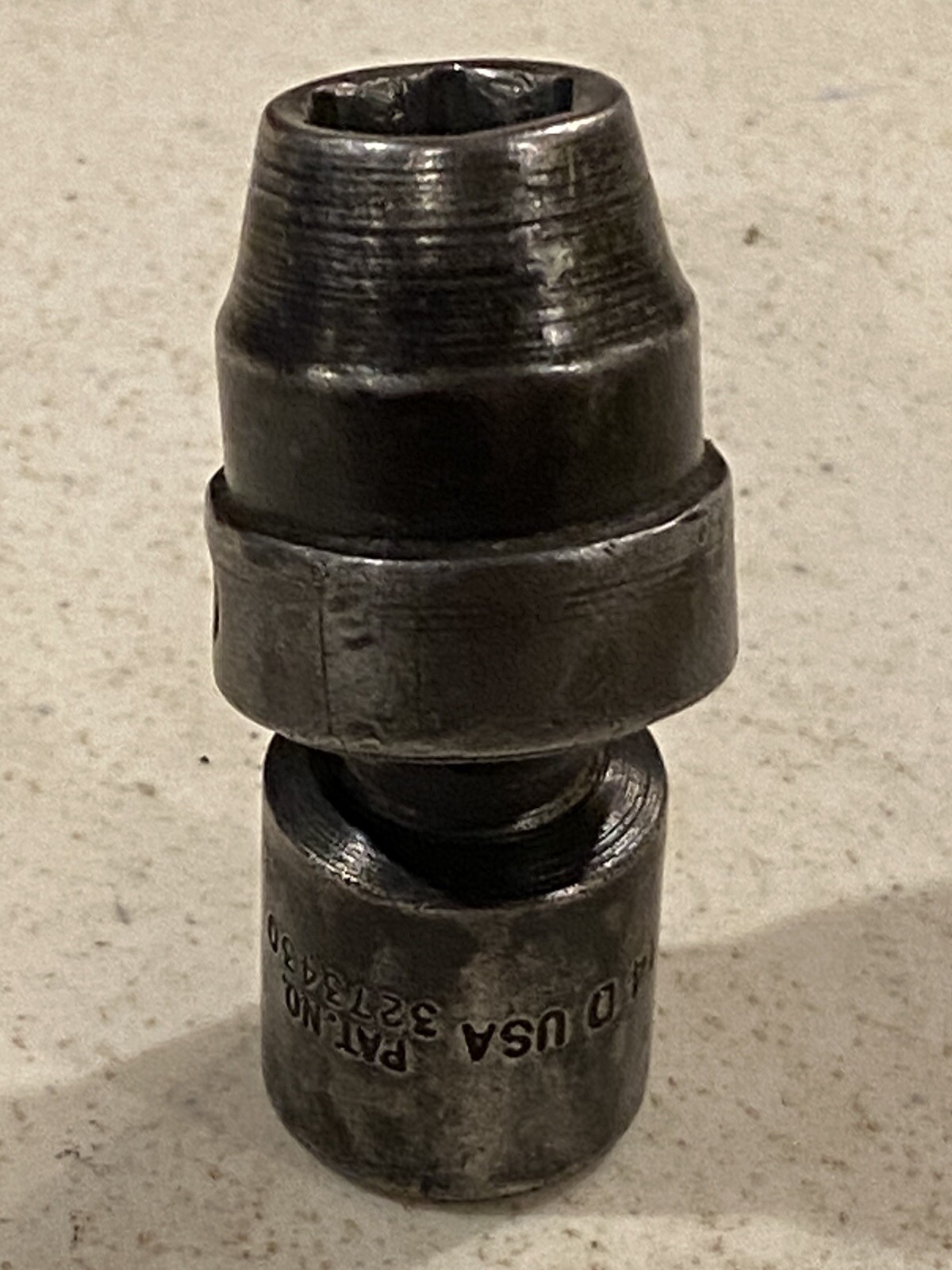 Snap-On 3/8” Drive Shallow Standard 7/16” 6 Point Swivel Impact Socket IMBF14D