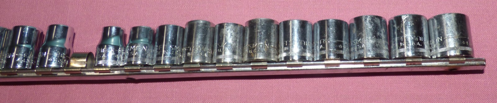 Vintage Craftsman USA 12pt 3/8” Dr Metric & SAE Socket Set 9-19mm, 3/8″-13/16″