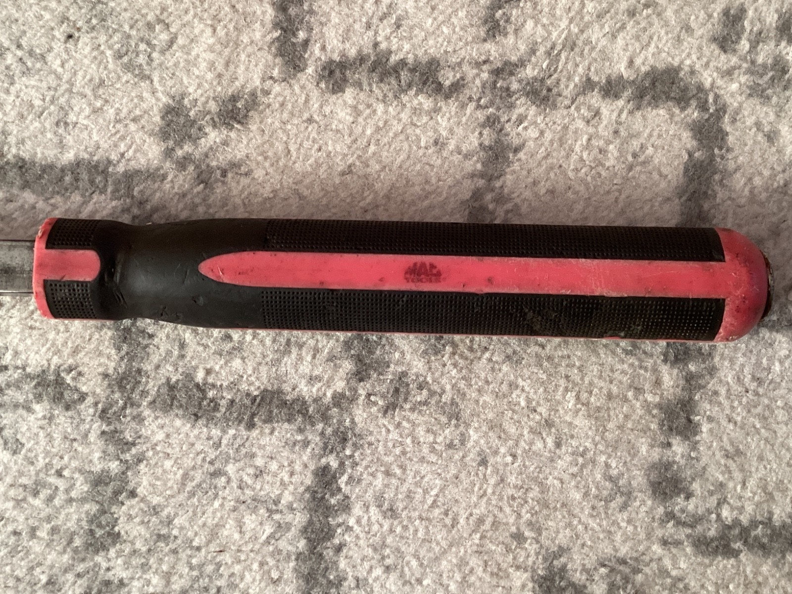 Mac Tools USA PB58R 58” Steel Striking Pry Bar RED Composite Handle Fresh Edge