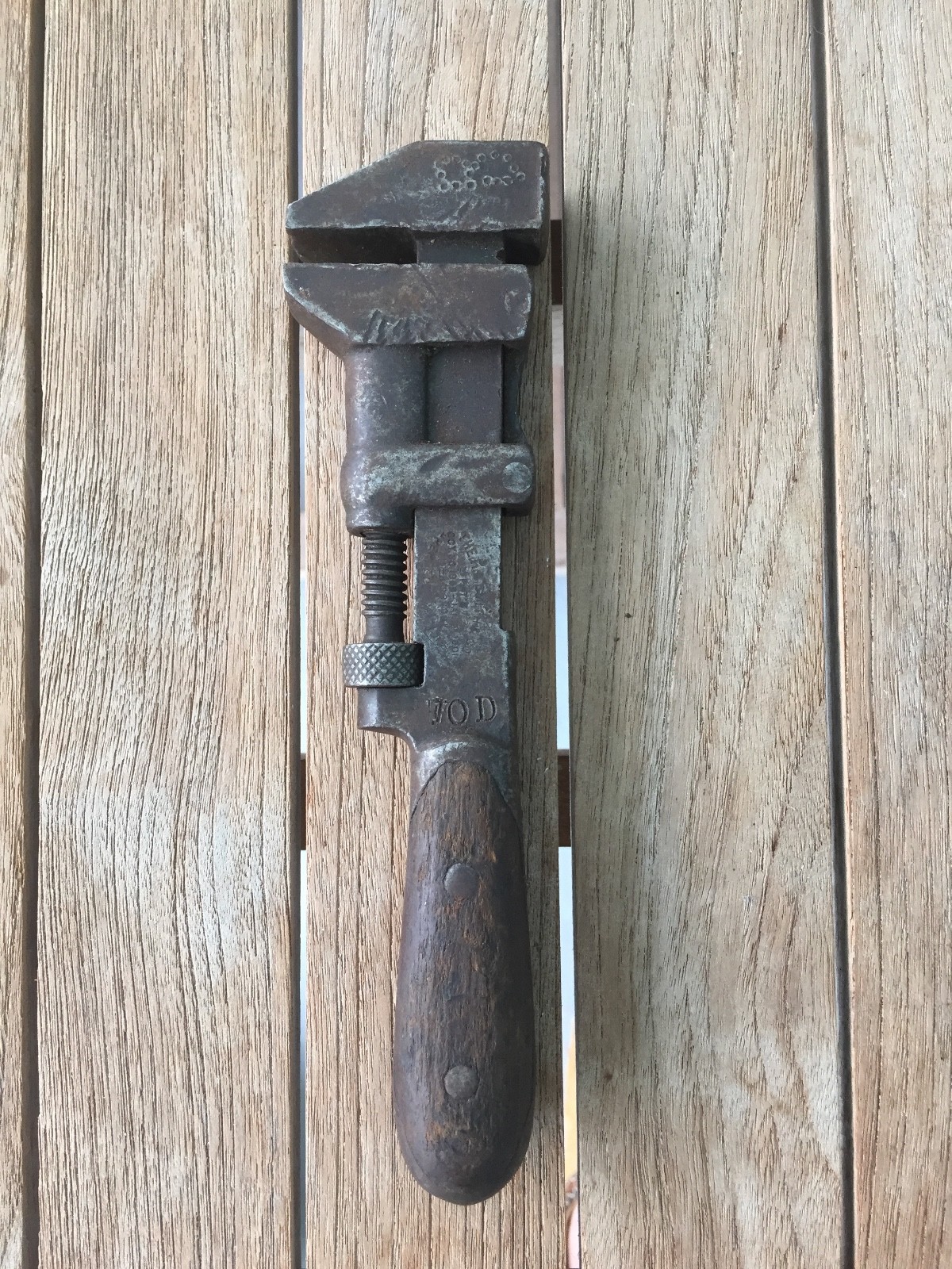 H.D. SMITH & COMPANY 10″ MONKEY WRENCH PERFECT HANDLE (CIR. 1900-1925)