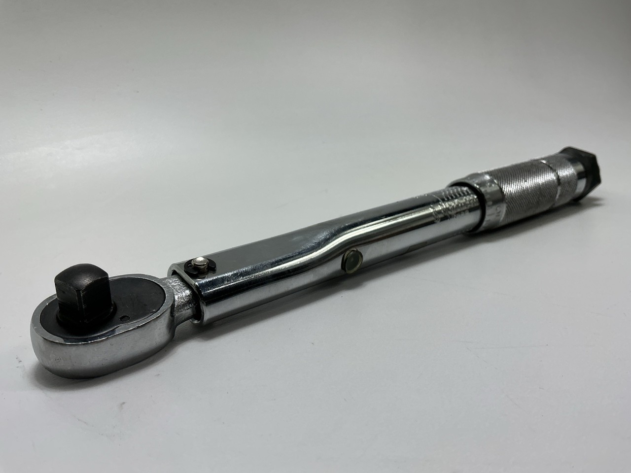 USED #8 – OEM Tools 27173 3/8″ Drive Click Style Torque Wrench 20-200 Inch/Lbs.