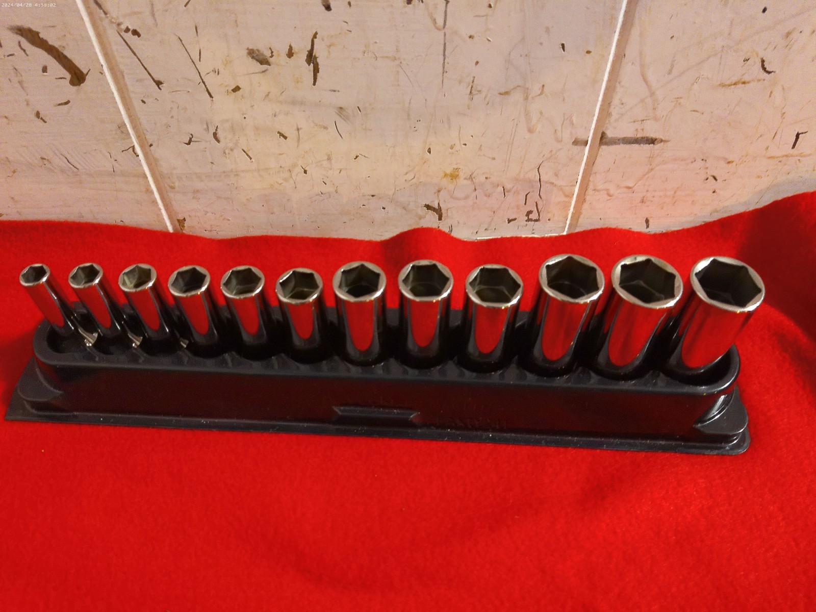 Snap On Tools USA 3/8 Drive 12pc Metric Deep Chrome Socket Set 8-19mm 212SFSM