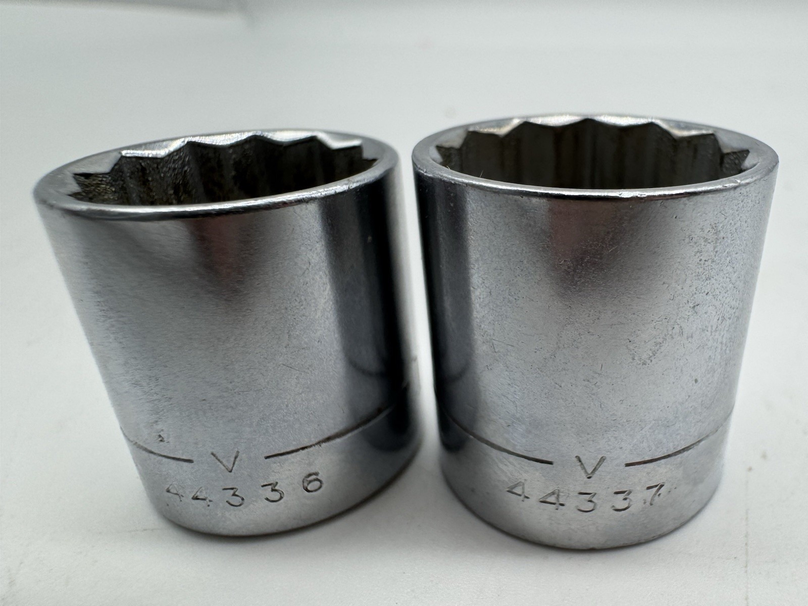 Craftsman 3/8″ Drive 11/16″ #44336 and 3/4″ #44337 12-pt Std Depth Sockets -V-