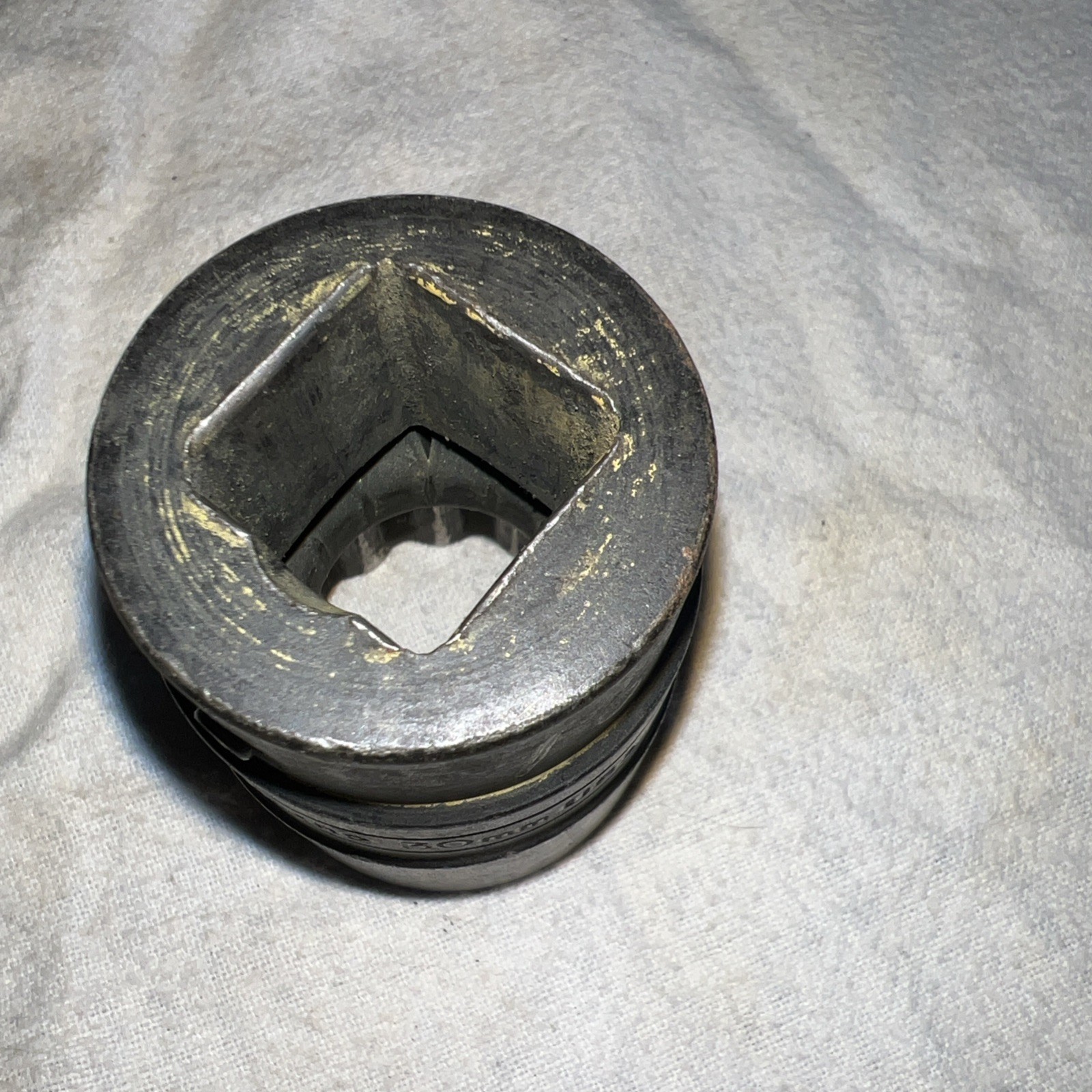 Snap on 3/4 Drive 1-3/16, 30mm Industrial Finish GLDH382 12-Point Flank Drive