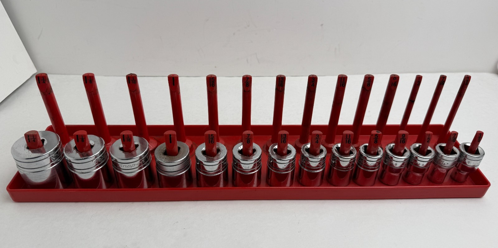Snap-on Tools USA 14pc 1/2″ Drive SAE Shallow 12pt Socket Set