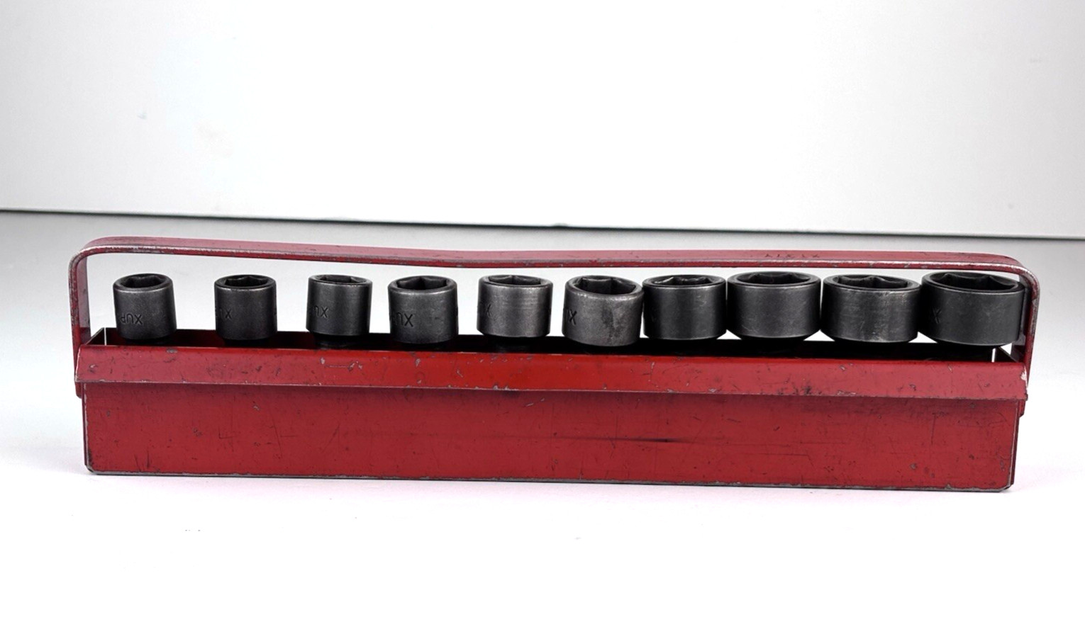 Mac Tools 3/8″ Drive Metric Swivel Impact Socket Set 10-19mm W/ Tray 10 pc XUP6