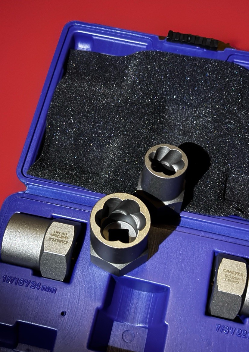 5 PC. 1/2″ DR. LUG NUT EXTRACTOR SET Carlyle Tools by NAPA LNES125