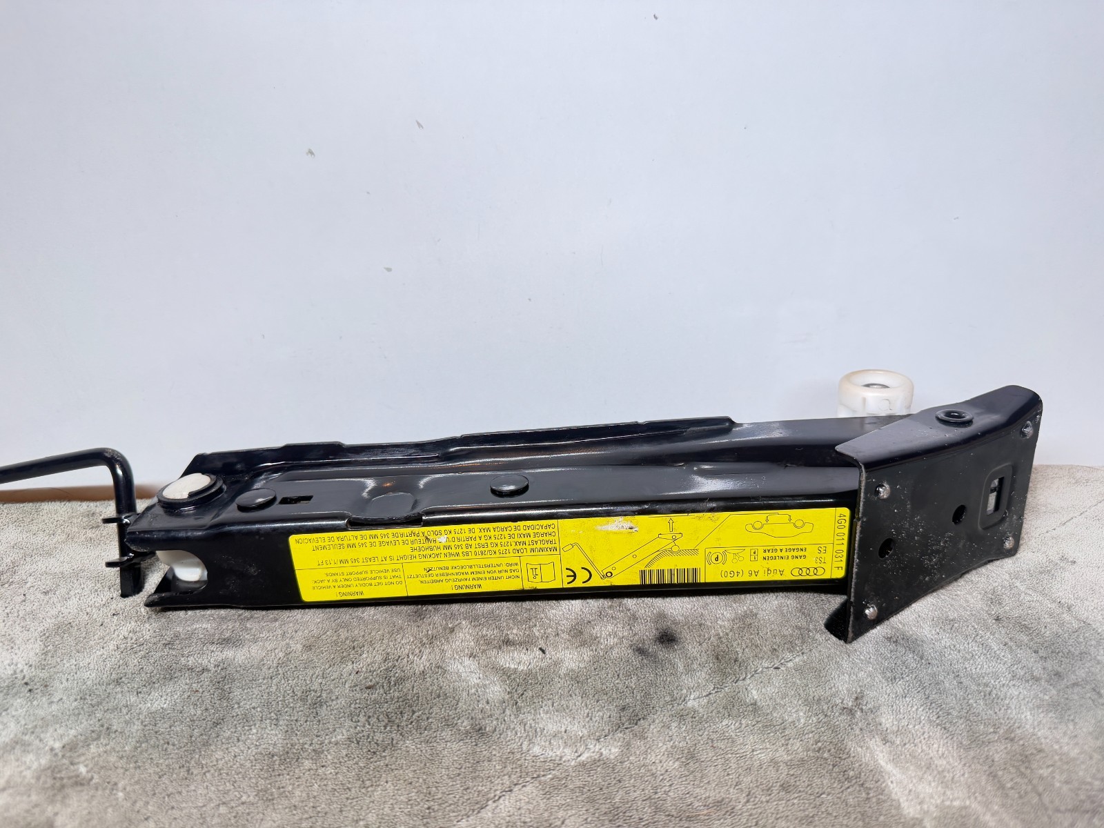 2012-18 Audi A6 S6 A7 S7 Emergency Spare Tire Jack With Mount OEM 4G0011031F