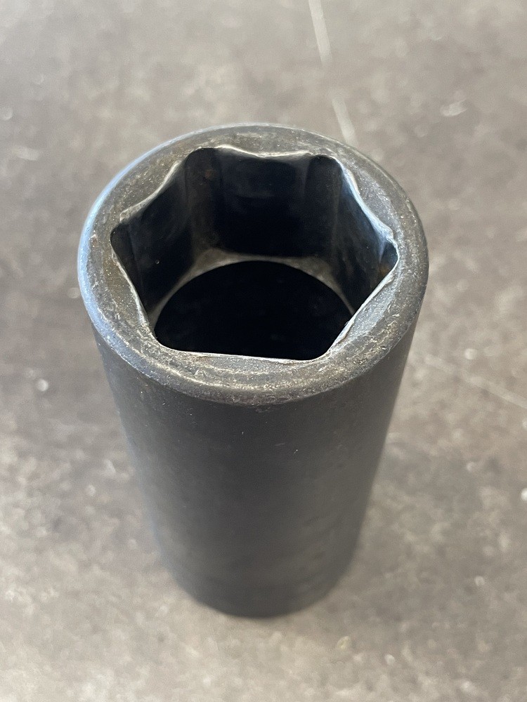 Snap-On SIMM300 30mm 1/2″ Drive 6pt USA Deep Well Socket (1114199)