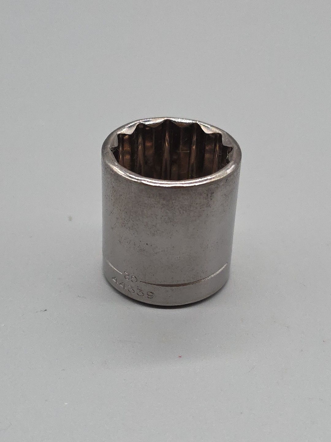 Craftsman Tools 7/8″ 3/8 Drive 12 Point Shallow Socket G2 44339 USA