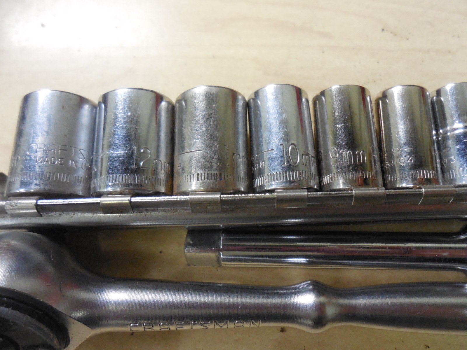 12pc Craftsman sockets 6pt 1/4 drive metric 4 5 6 7 8 9 10 11 12 13mm ratchet