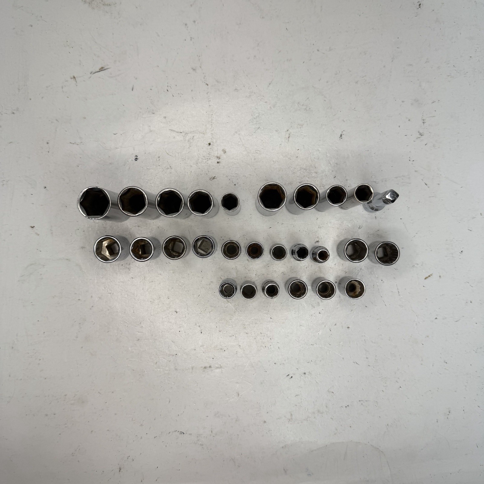 27pcs Mechanics Tools – Sockets and Extension – Stanley Craftsman Unbranded