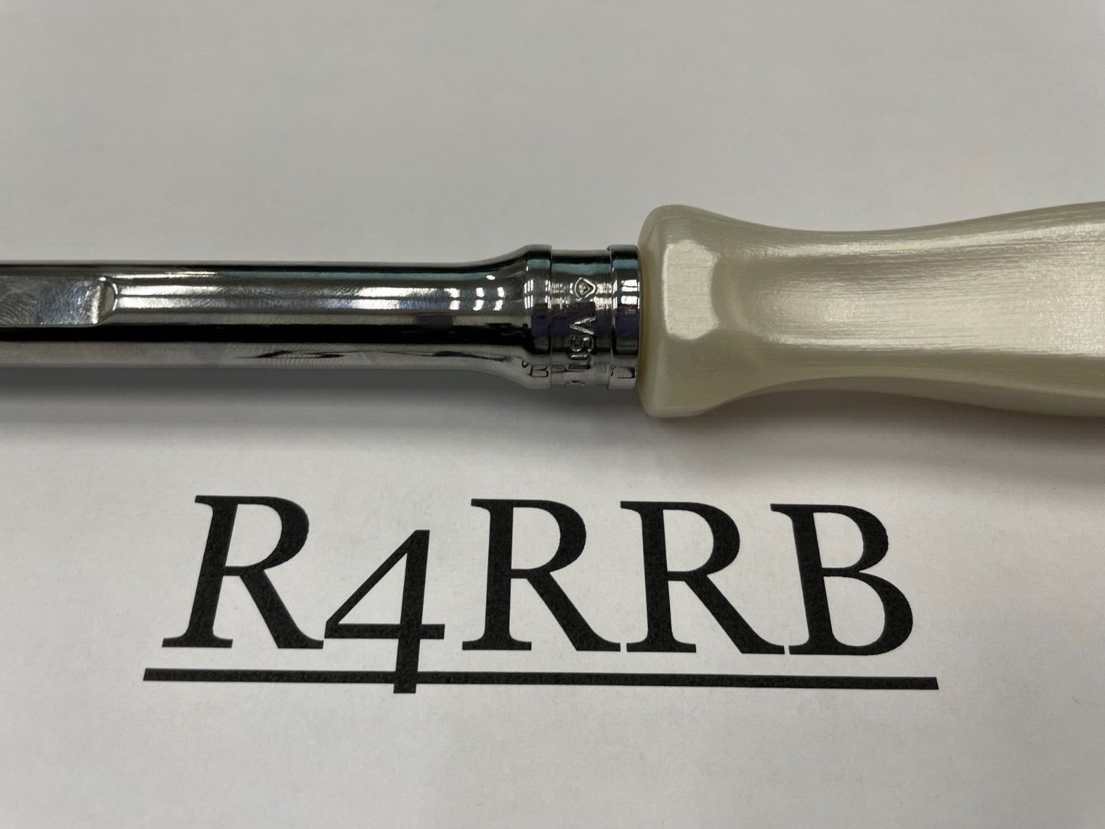 Snap-on Tools PEARL WHITE 3/8″ Drive Hard Grip Multi-Position Ratchet FHD80MPPW