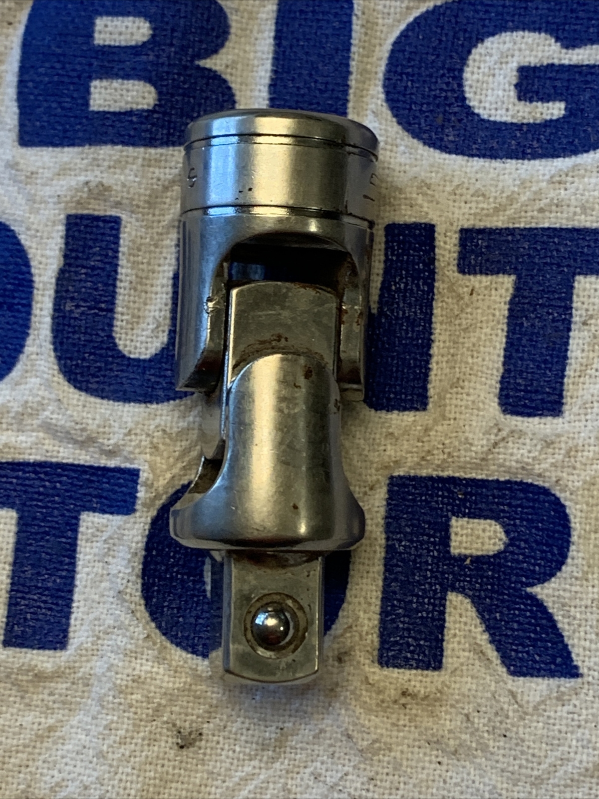 2005 Snap-on Tools USA 3/8″ Drive 2-1/16″ Friction Ball Universal Joint FU8A