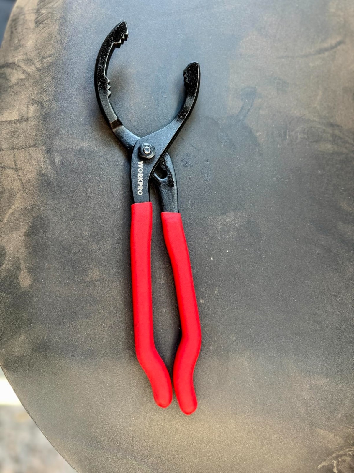 12″ Adjustable Oil Filter Pliers – Perfect Tool for Tight Spaces & Reliability