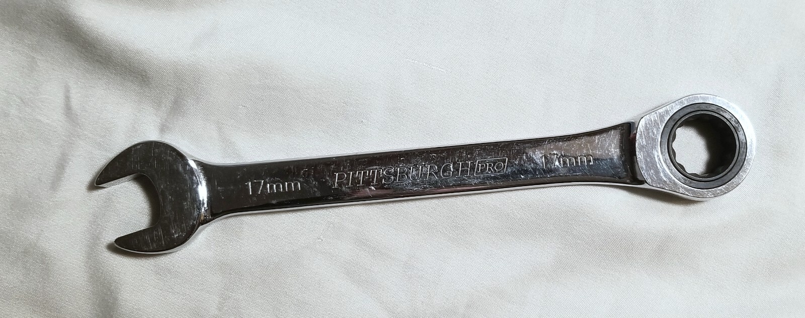 Pittsburg Pro 17mm, 12 Point Ratcheting Combination Wrench