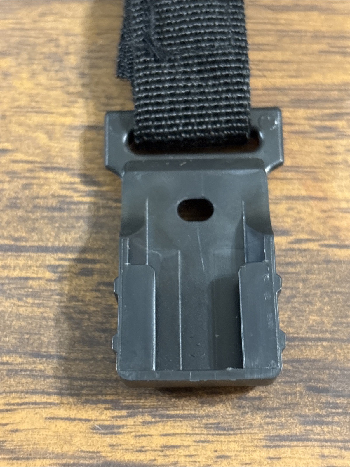 Klein Tools 69417 Rare-Earth Magnetic Hanger, with Strap
