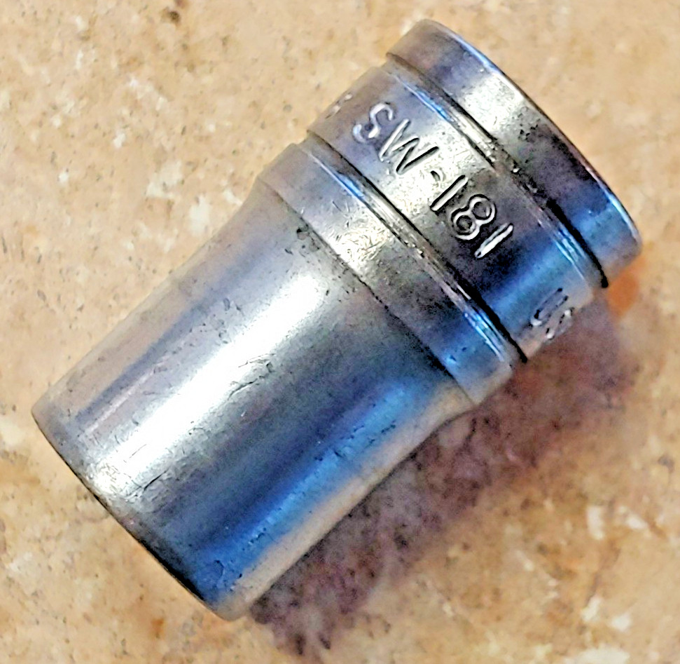 Snap-on Tools 9/16″ SW-181, 1/2″ Drive, 12-Point Regular Socket, Made in USA