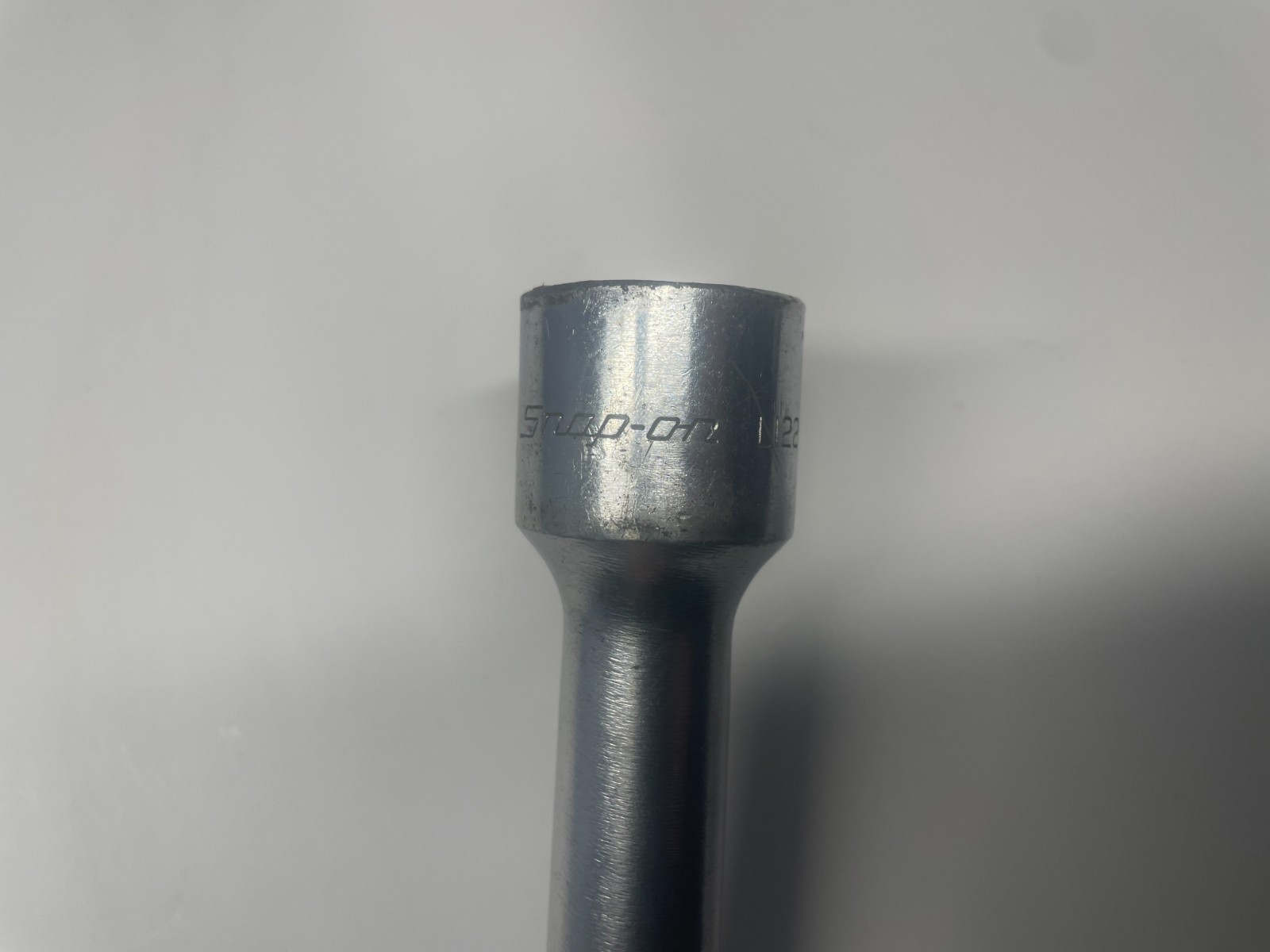SNAP-ON 3/4″ DRIVE 16″ LONG LOCKING BUTTON EXTENSION #L122