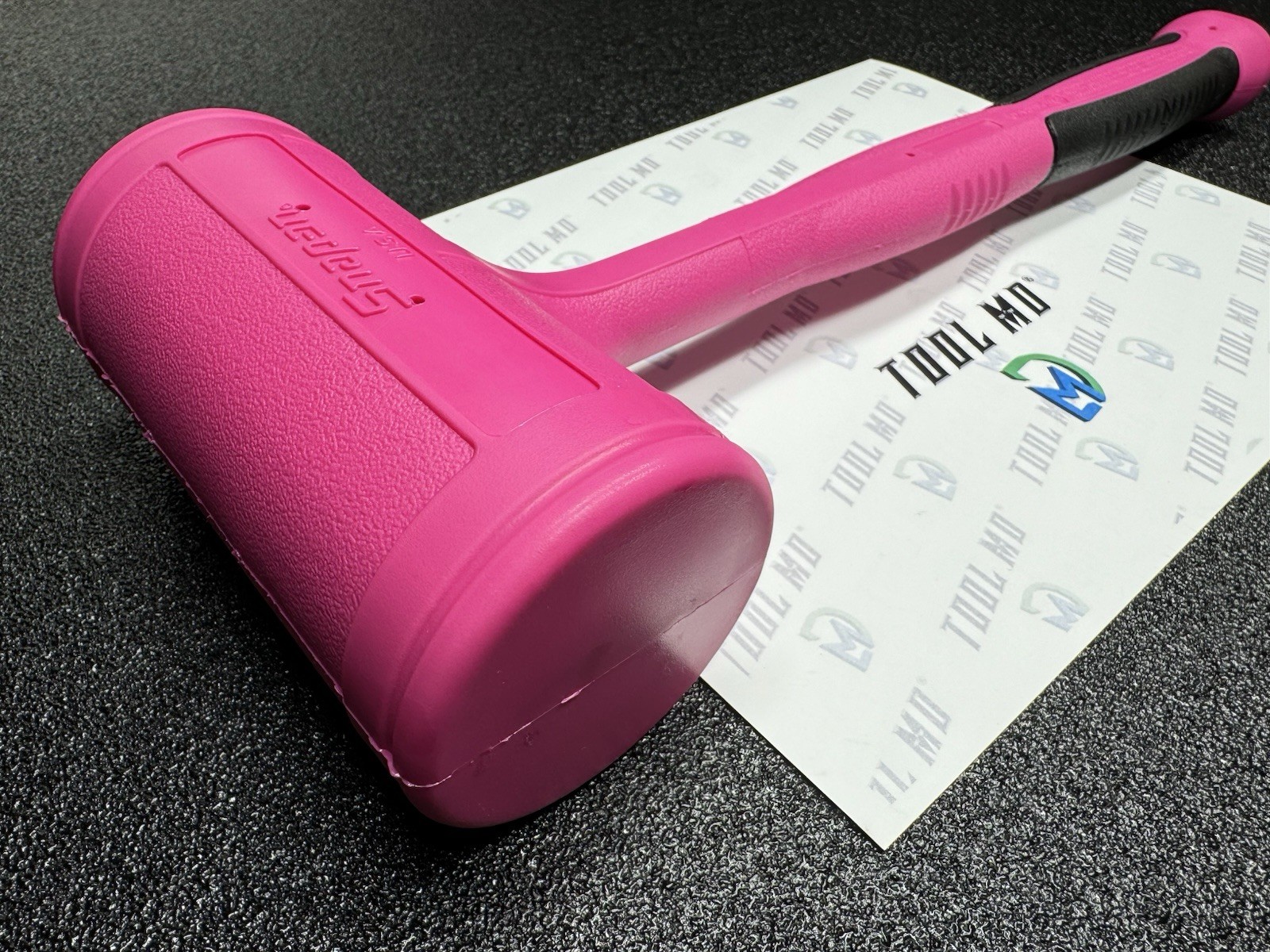 Snap-on Tools USA NEW ELECTRIC PINK 56 oz / 1550g Dead Blow Hammer HBFE56EP